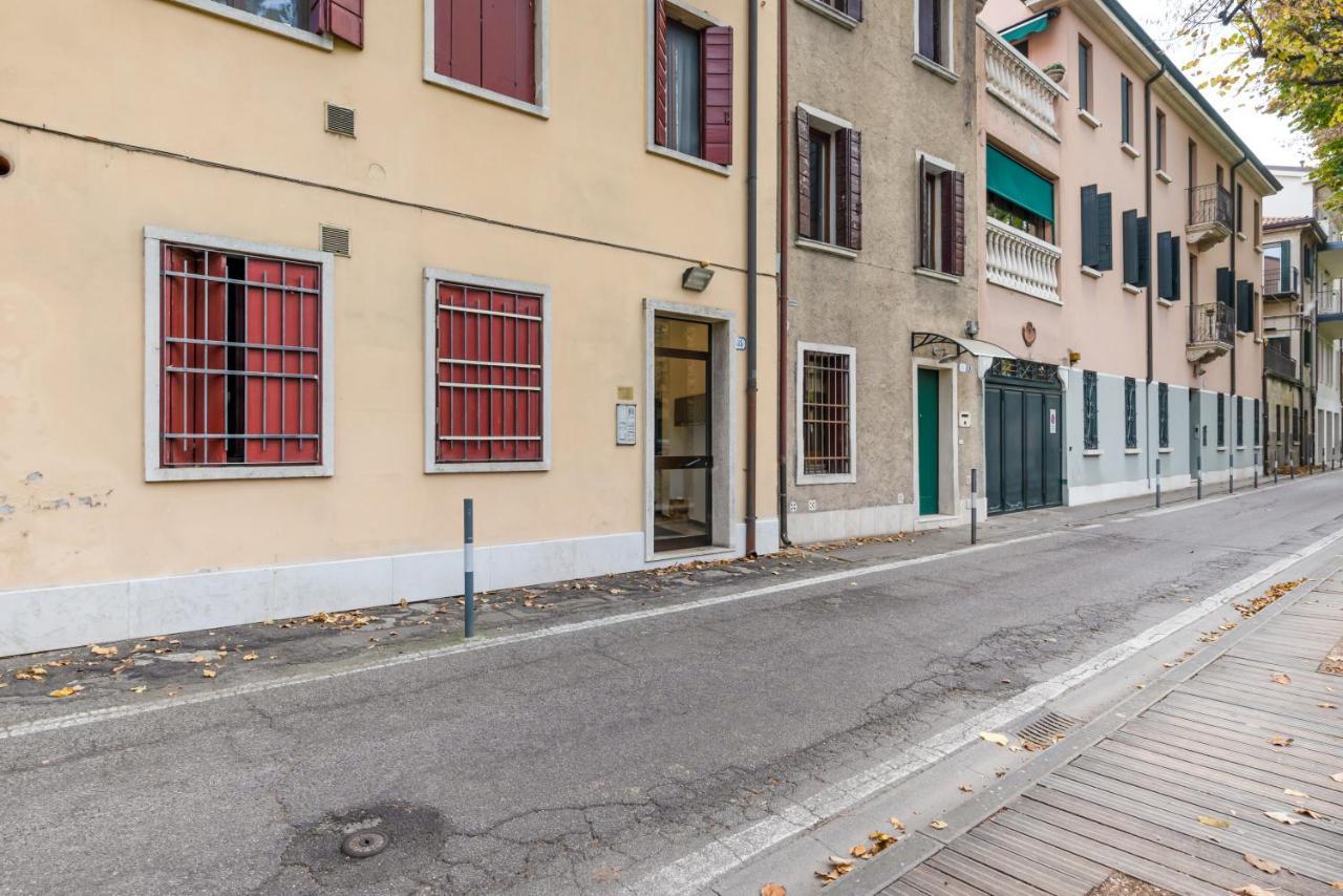Essential Apartment A 5 Min Da Piazza Dei Signori Padua Buitenkant foto